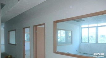 宝安装修公司专业服务 沙井厂房翻新、石膏板隔墙与室内装饰解析